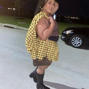 Dollskill Clueless(ish) Halloween costume size XL (runs small)